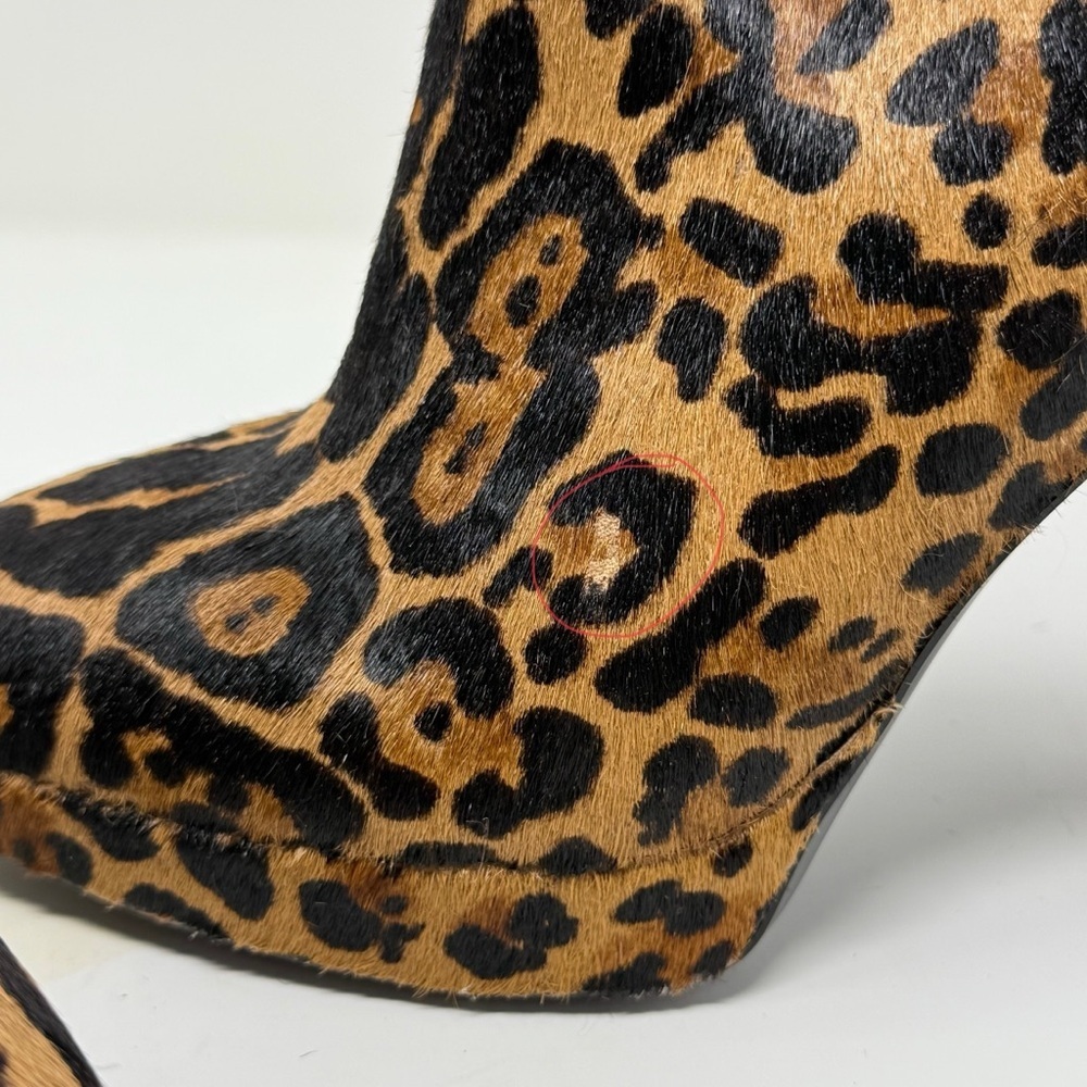 Calvin Klein women’s Martha Brown and Black  leopard ankle Heeled Boots size 9 - Picture 9 of 15
